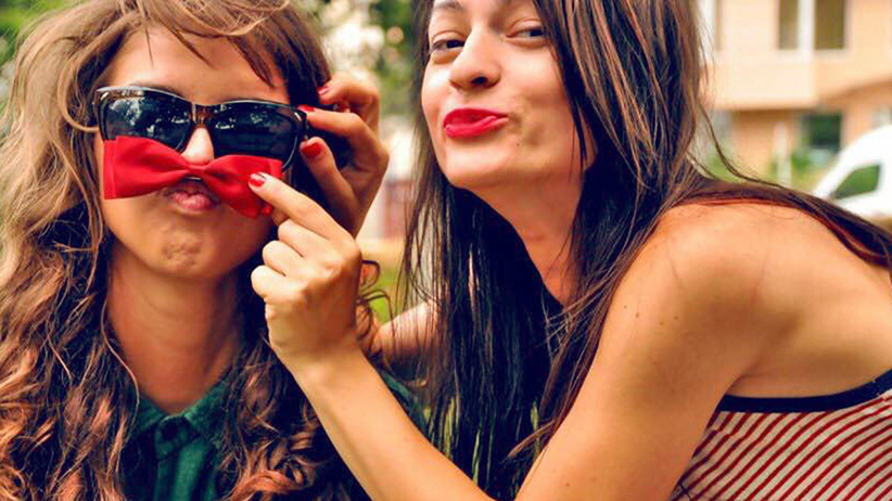5 Ways to Help Your Friends Overcome Negativity 1 5 Ways to Help Your Friends Overcome Negativity