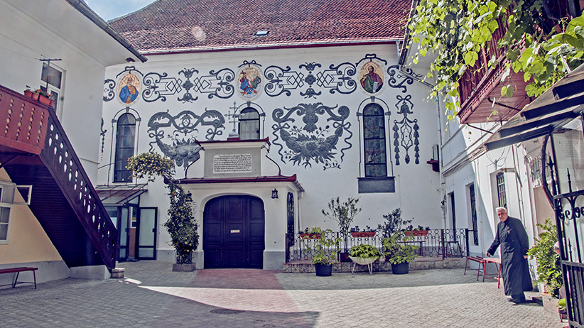 Visit Brasov: 30 Beautiful Photographs to Inspire You to Visit Transylvania 17 30 Photographs to Inspire You to Visit Brasov Transylvania 6