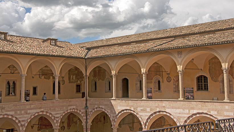 50 Stunning Photos to Inspire You to Visit Assisi, Italy42