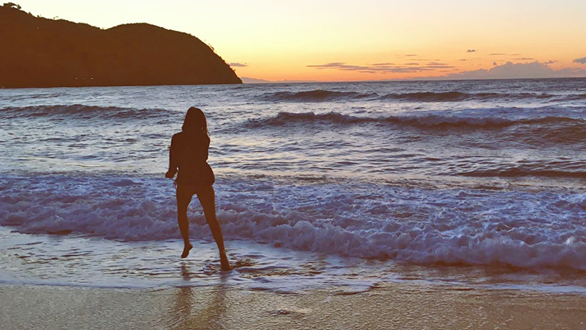 Feeling Lonely: 5 Ways to Overcome Loneliness 1 5 Simple Ways to Overcome Loneliness